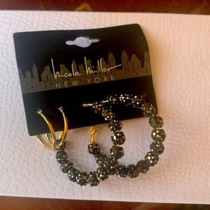 Nicole miller earring set